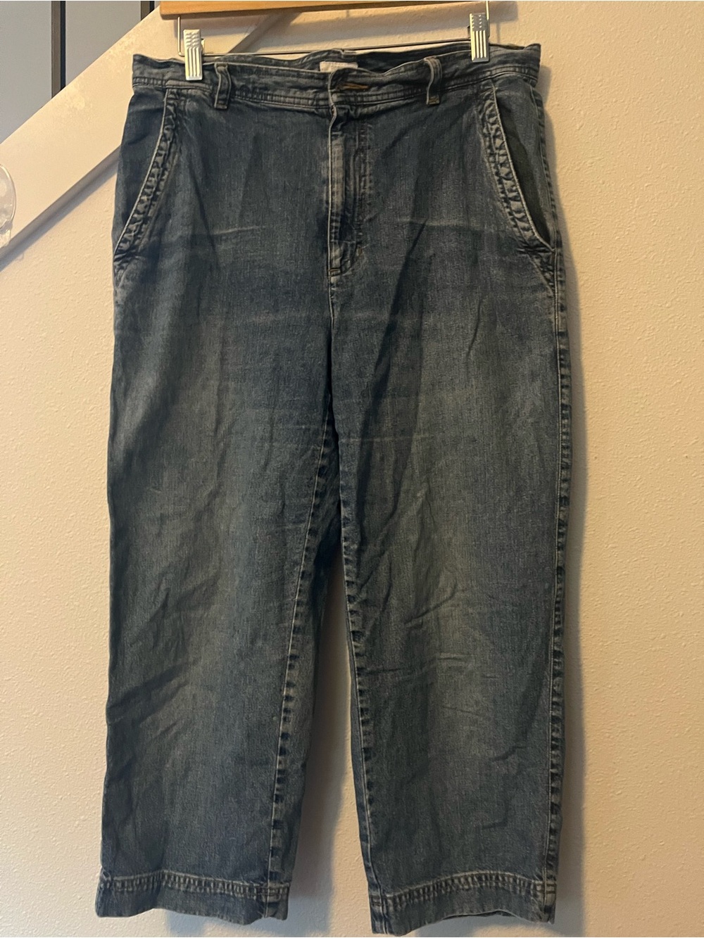 Liz Claiborne Women’s Relaxed Fit Jeans in Dark Blue Wash